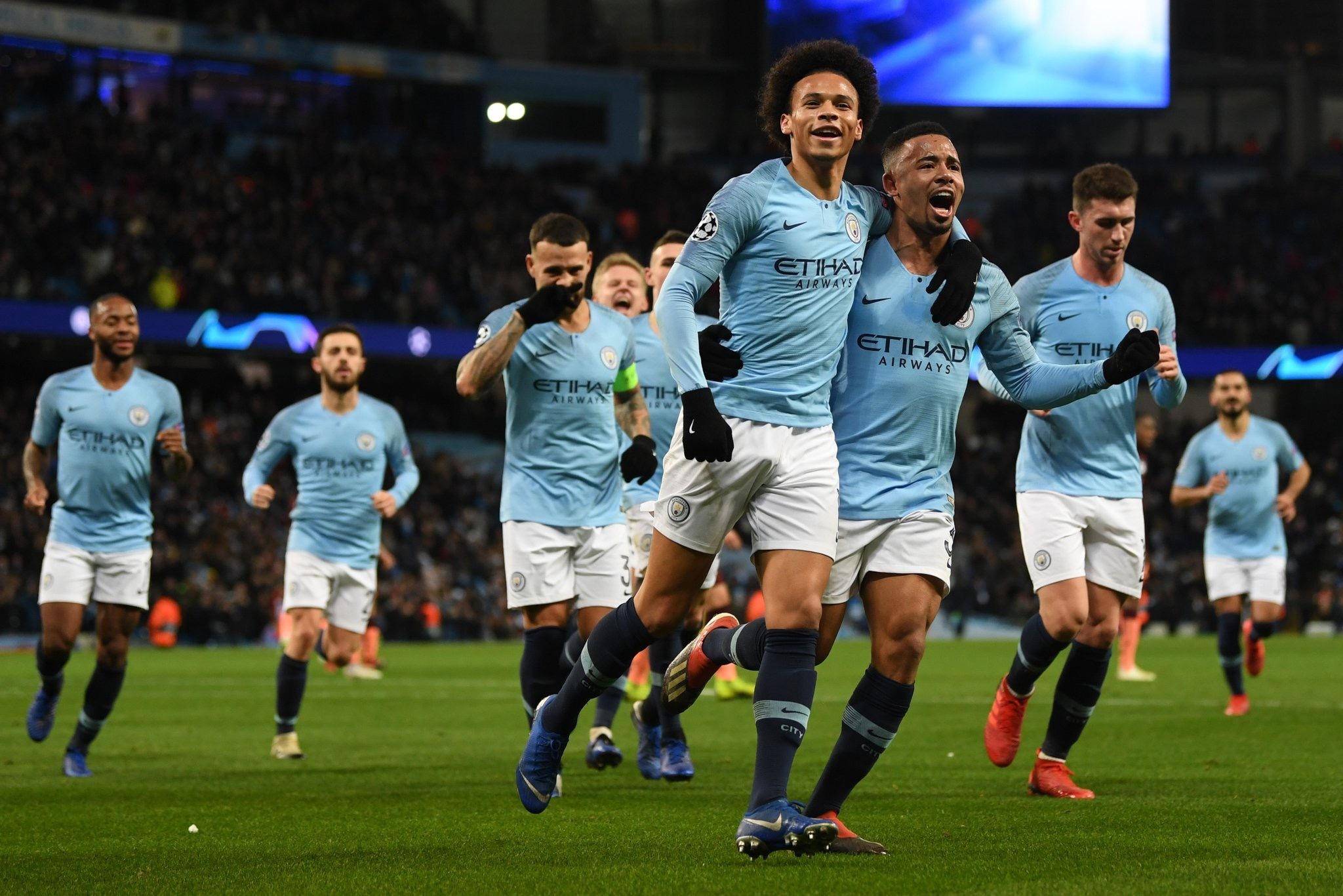 伊萨克在工 伊萨克在工