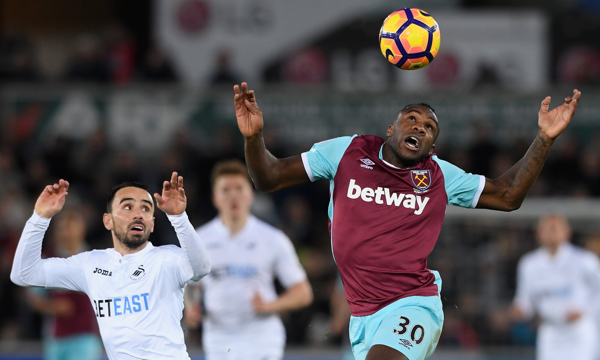 同时也是他 同时也是他